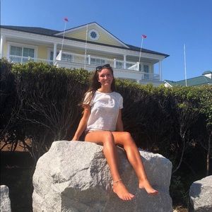 Meet your Posher, Lindsey